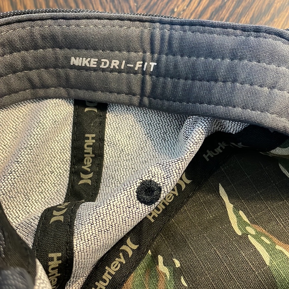 Hurley Cap - Picture 10 of 10